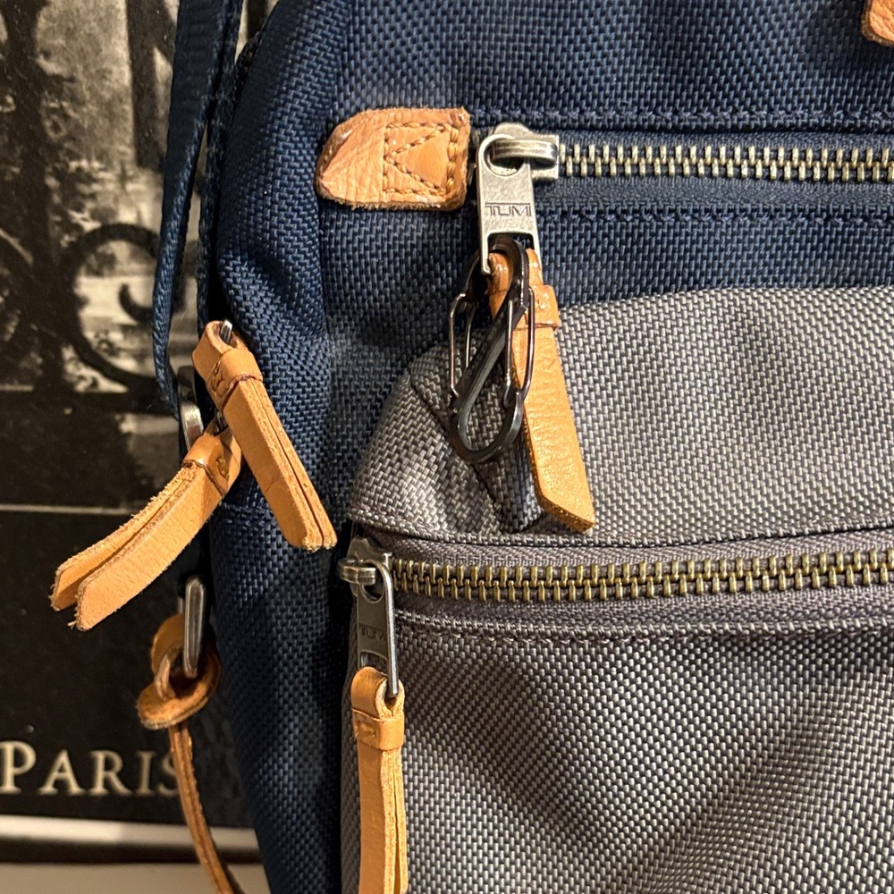 Tumi Navy and Gray Men's Messenger Bag - Picture 3 of 6
